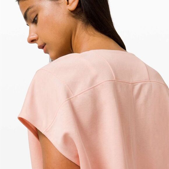 Lululemon Capped Short Sleeve Tee Pink Mist Size 10 - Picture 10 of 10